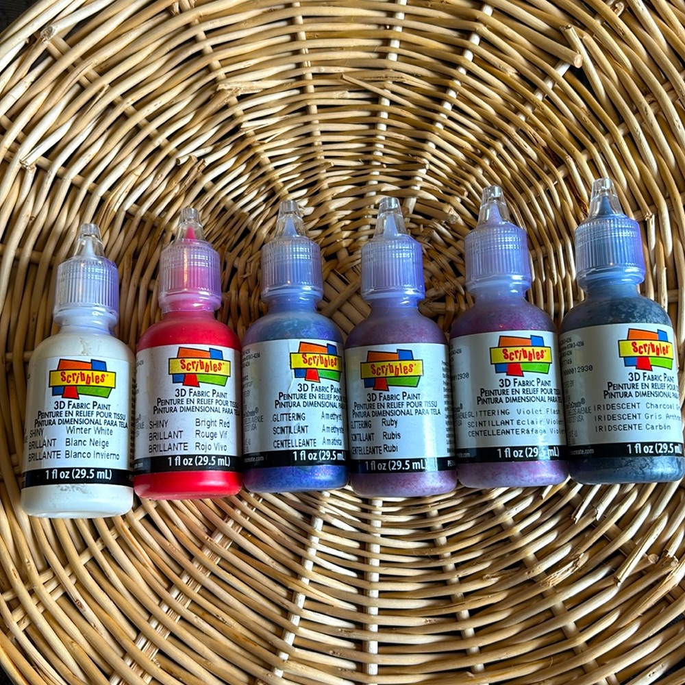 3D Fabric Paint 🎨 set of 6 one fluid ounce paints 29.5 mL (1 fl oz) each color​